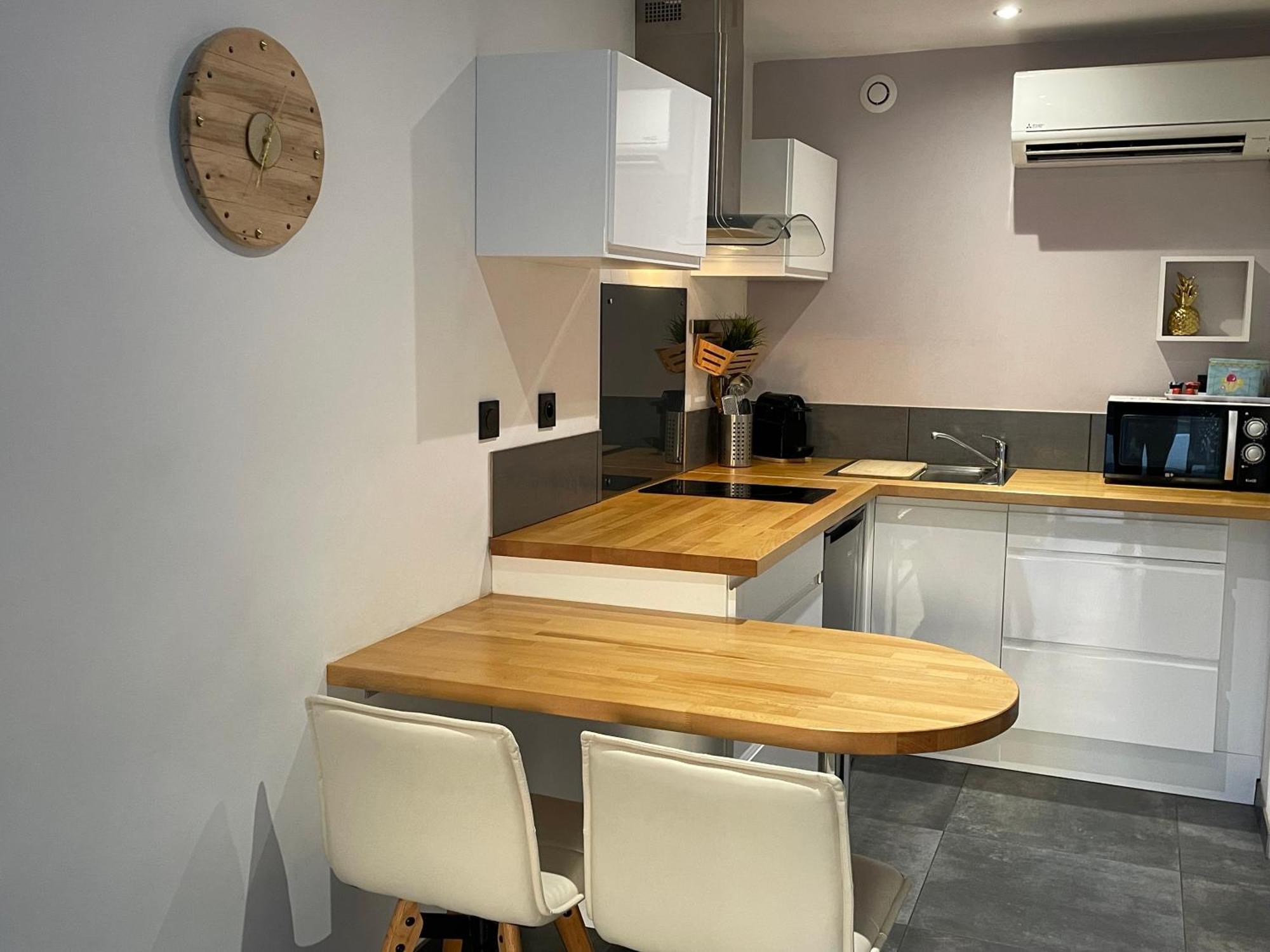 A 400 M Confort Terrasse Clim Parking Appartement